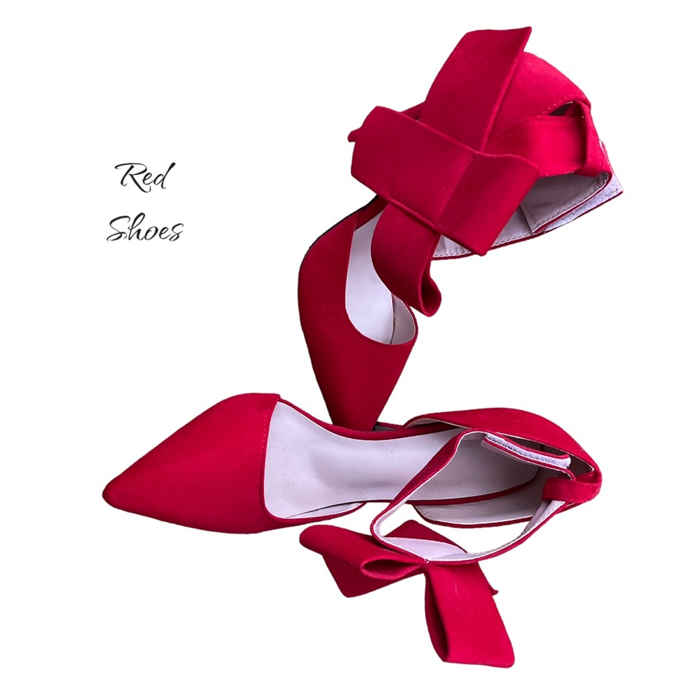 Red Pumps